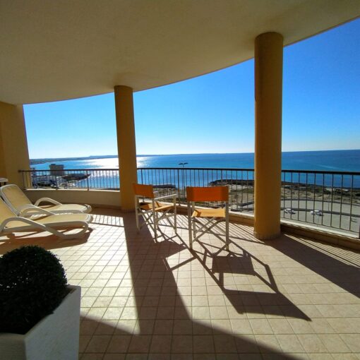 Trilocale fronte mare (roulette)